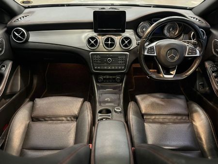 2016-Mercedes-Benz-GLA-220-CDI-Auto-4Matic_9
