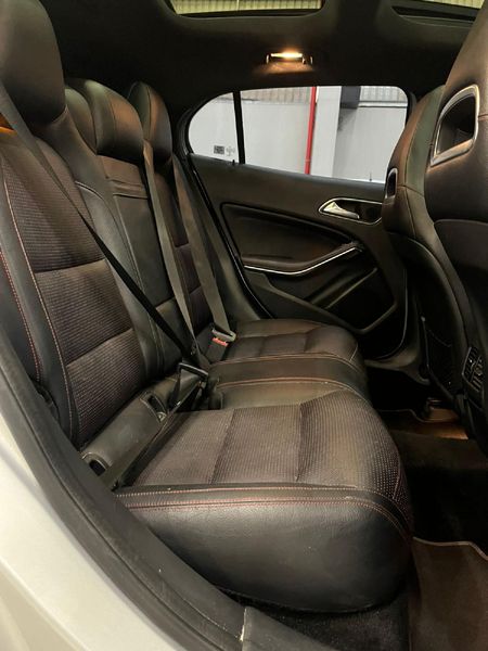 2016-Mercedes-Benz-GLA-220-CDI-Auto-4Matic_11