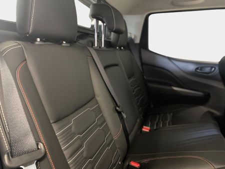 2026-Nissan-Navara-25DDTi-PRO-4X-Warrior-4x4-Double-Cab-Auto_9