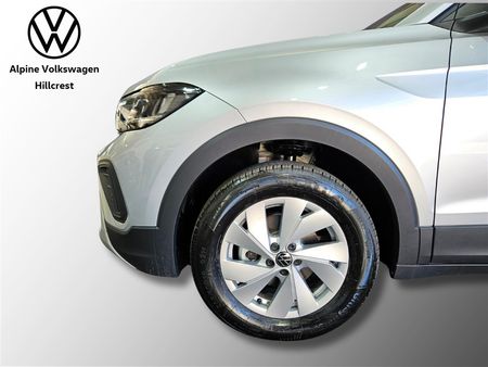 2025-Volkswagen-T-Cross-10-TSI-Auto_2