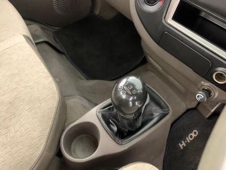 2016-Hyundai-H100-Bakkie-26D-Dropside_6