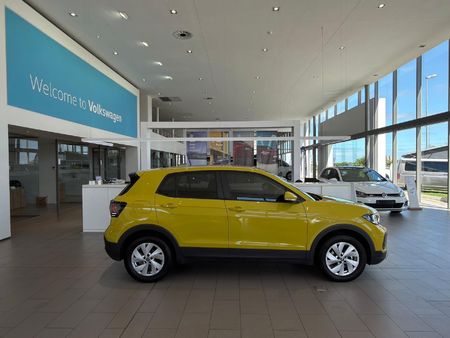 2025-Volkswagen-T-Cross-10-TSI-Auto_1