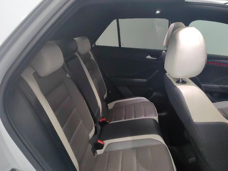 2022-Volkswagen-T-Roc-20-TSI-4M-R-Line-Auto_14