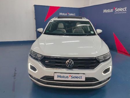 2022-Volkswagen-T-Roc-20-TSI-4M-R-Line-Auto_1