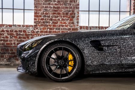2019-Mercedes-AMG-GT-R_18