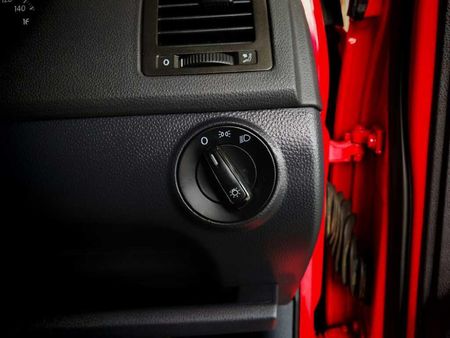 2017-Volkswagen-Polo-Vivo-CitiVivo-14-5-dr_11