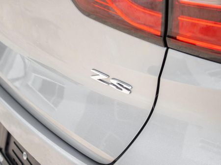 2026-MG-ZS-15-Delux-Auto_3
