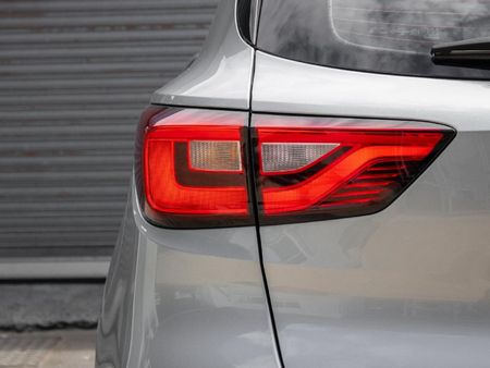 2026-MG-ZS-15-Delux-Auto_7