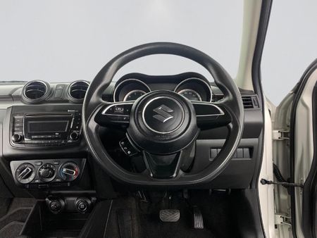 2021-Suzuki-Swift-12-GL-Auto_11