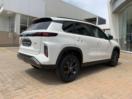2026-Toyota-Urban-Cruiser-15-XR-Auto_13