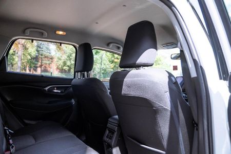 2026-Toyota-Urban-Cruiser-15-XR-Auto_17