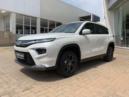 2026-Toyota-Urban-Cruiser-15-XR-Auto_2