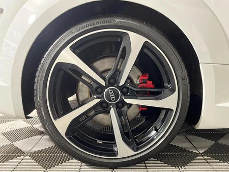 2019-Audi-TT-S-Coupe-quattro-Auto-228kW_5