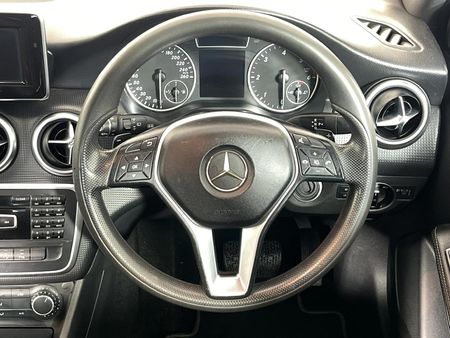 2016-Mercedes-Benz-A-Class-A-200d-Style-Auto_12