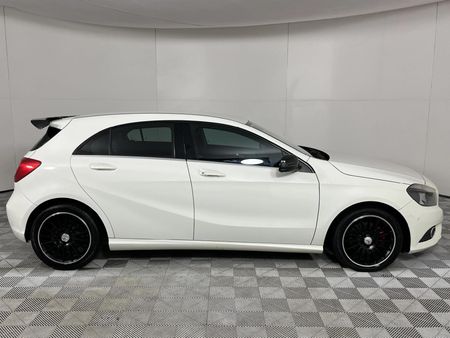2016-Mercedes-Benz-A-Class-A-200d-Style-Auto_17