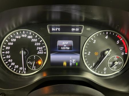 2016-Mercedes-Benz-A-Class-A-200d-Style-Auto_2
