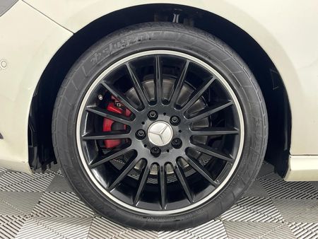 2016-Mercedes-Benz-A-Class-A-200d-Style-Auto_5