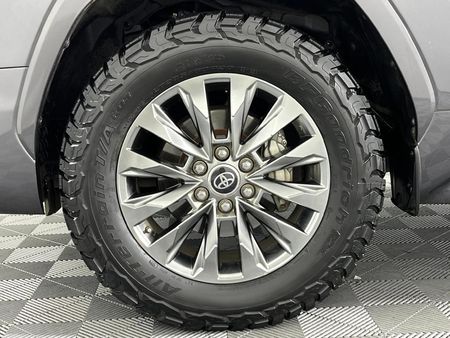 2022-Toyota-Land-Cruiser-300-V6-35-T-ZX_4
