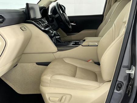 2022-Toyota-Land-Cruiser-300-V6-35-T-ZX_8