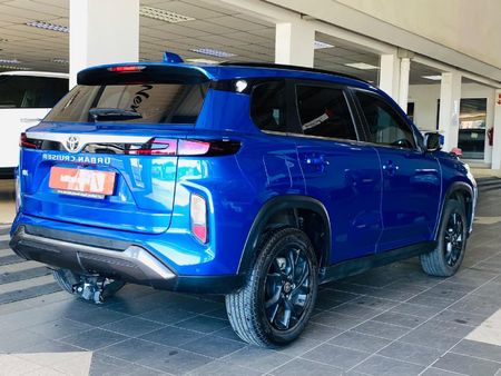 2026-Toyota-Urban-Cruiser-15-XR_2
