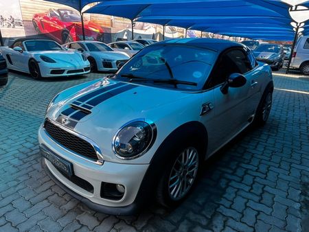 2013-MINI-Coupe-Cooper-S_16