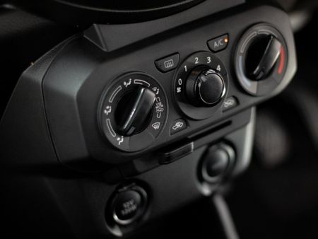 2026-Suzuki-S-Presso-10-GL_14