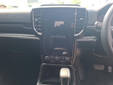 2025-Ford-Everest-20D-Bi-Turbo-Sport-Auto_18