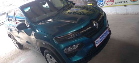 2023-Renault-Kwid-10-Expression-Petrol-Manual_3