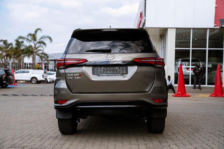 2026-Toyota-Fortuner-28-GD-6-VX-Auto-mHev_5