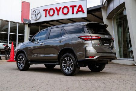 2026-Toyota-Fortuner-28-GD-6-VX-Auto-mHev_7