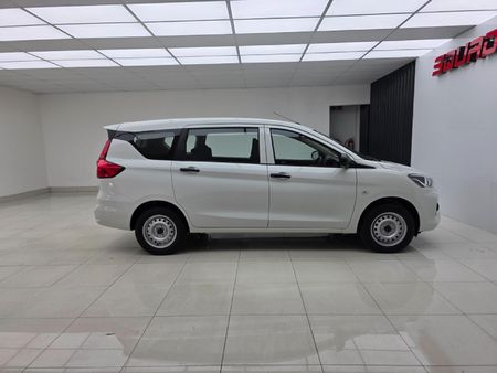 2026-Toyota-Rumion-15-S_4