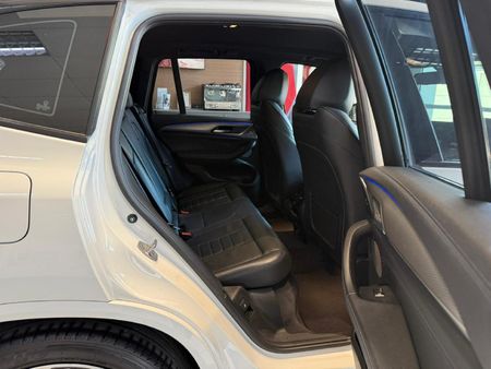2020-BMW-X3-xDrive20d_7