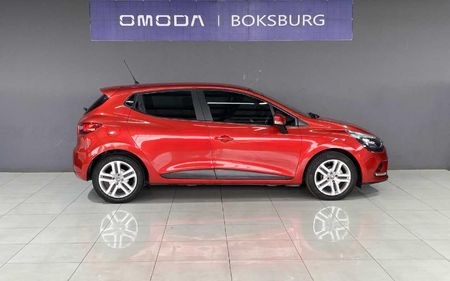 2020-Renault-Clio-IV-900T-Expression-5-dr-66kW_3