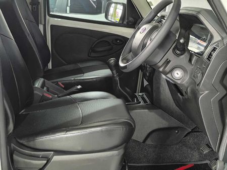 2025-Mahindra-Pik-Up-22-mHawk-S4-Single-Cab_12