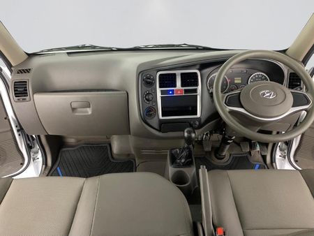 2025-Hyundai-H100-Bakkie-26D-Dropside_13
