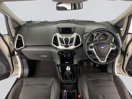 2014-Ford-EcoSport-15-TDCi-Titanium_7