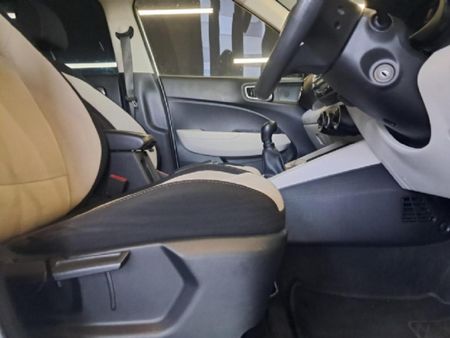 2023-Hyundai-Venue-12-Motion_20