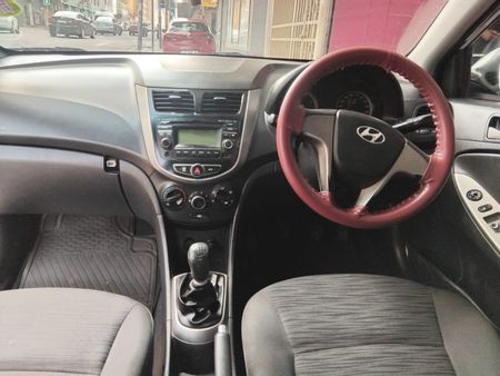 2019-Hyundai-Accent-16-GLS-Fluid_12