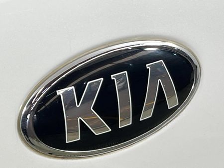 2021-Kia-Sedona-Grand-22-CRDi-EX-Auto-7-seat_11