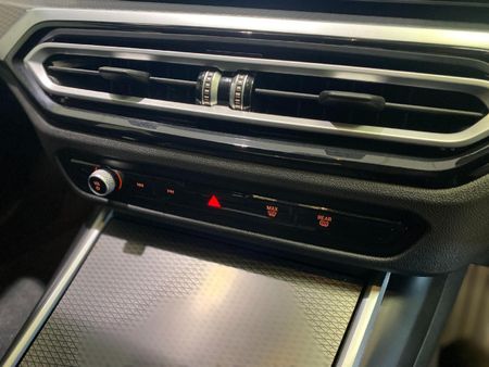 2024-BMW-3-Series-320i-M-Sport-Auto_12