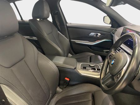 2024-BMW-3-Series-320i-M-Sport-Auto_7