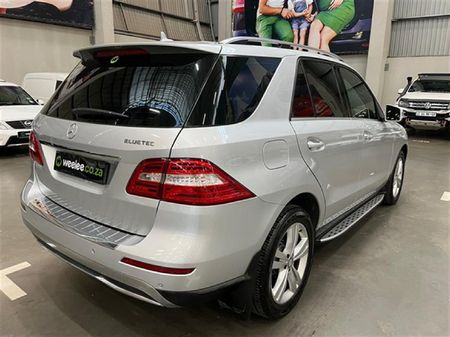 2015-Mercedes-Benz-ML-350-Bluetec_6