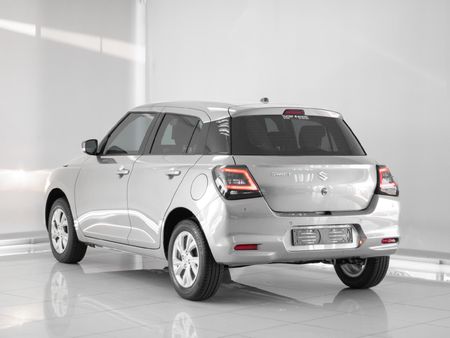 2026-Suzuki-Swift-12-GL-Auto_3