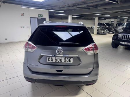 2015-Nissan-X-Trail-25-SE-4x4-Auto_3