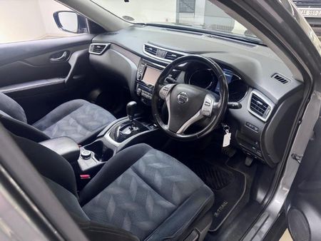 2015-Nissan-X-Trail-25-SE-4x4-Auto_6