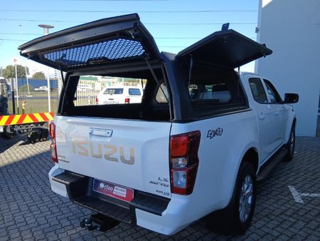 2026-Isuzu-D-Max-30-DDI-LS-4x4-Double-Cab_8