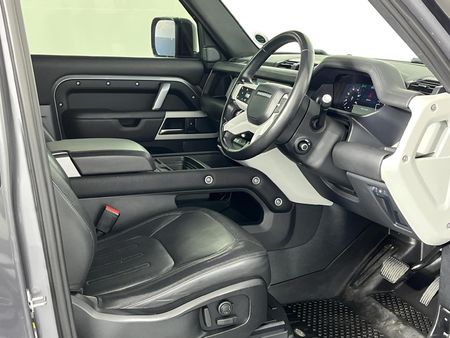 2021-Land-Rover-Defender-90-D240-HSE-X-Dynamic-177kW_8
