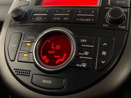 2013-Kia-Soul-20-Auto_6