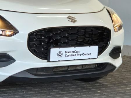 2025-Suzuki-Swift-12-GL_1