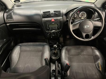 2011-Kia-Picanto-11-Striker_9